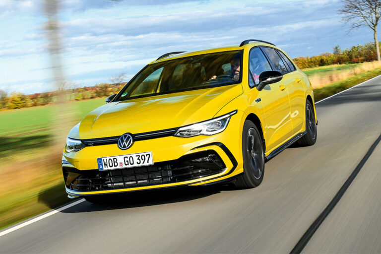 VW Golf 8 Variant